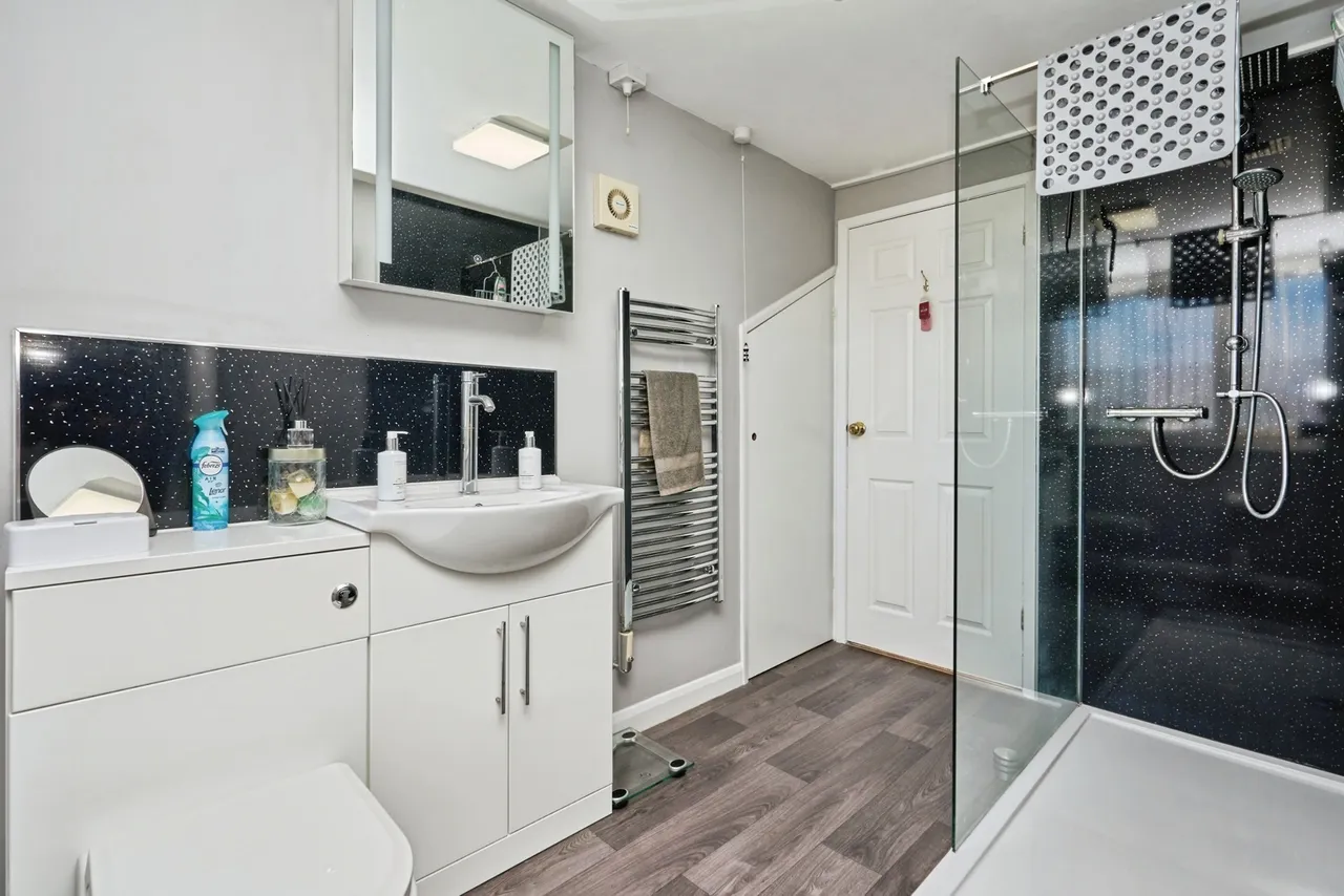 Verwood Drive, Ryde, PO33, photo 40