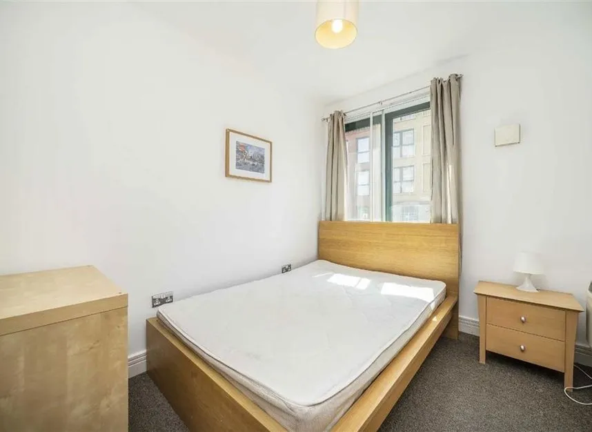 Mansell Street, London, E1, photo 5