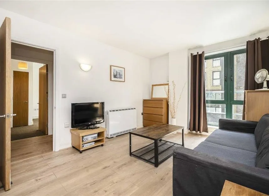 Mansell Street, London, E1, photo 2