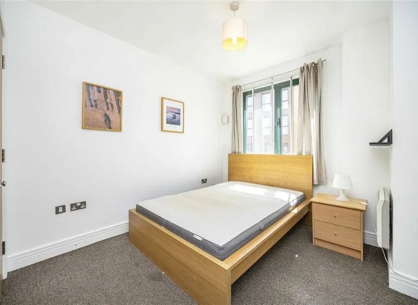 Mansell Street, London, E1, photo 6