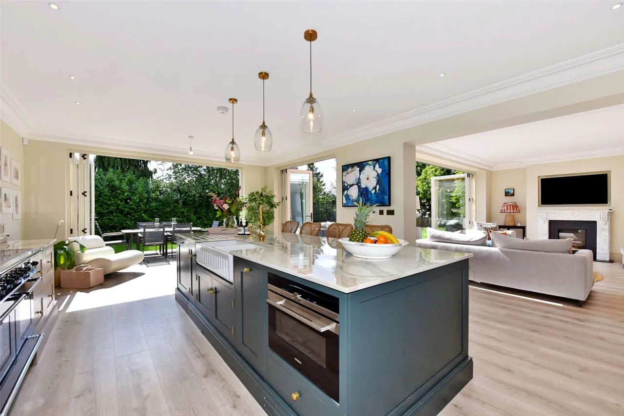 Reading Road, Shiplake, RG9, photo 3
