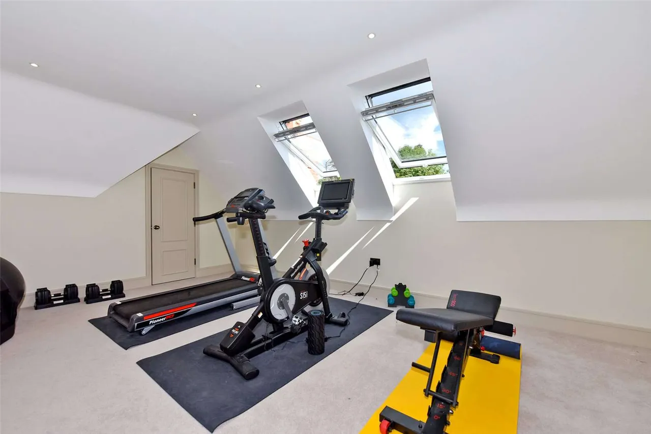 Reading Road, Shiplake, RG9, photo 17
