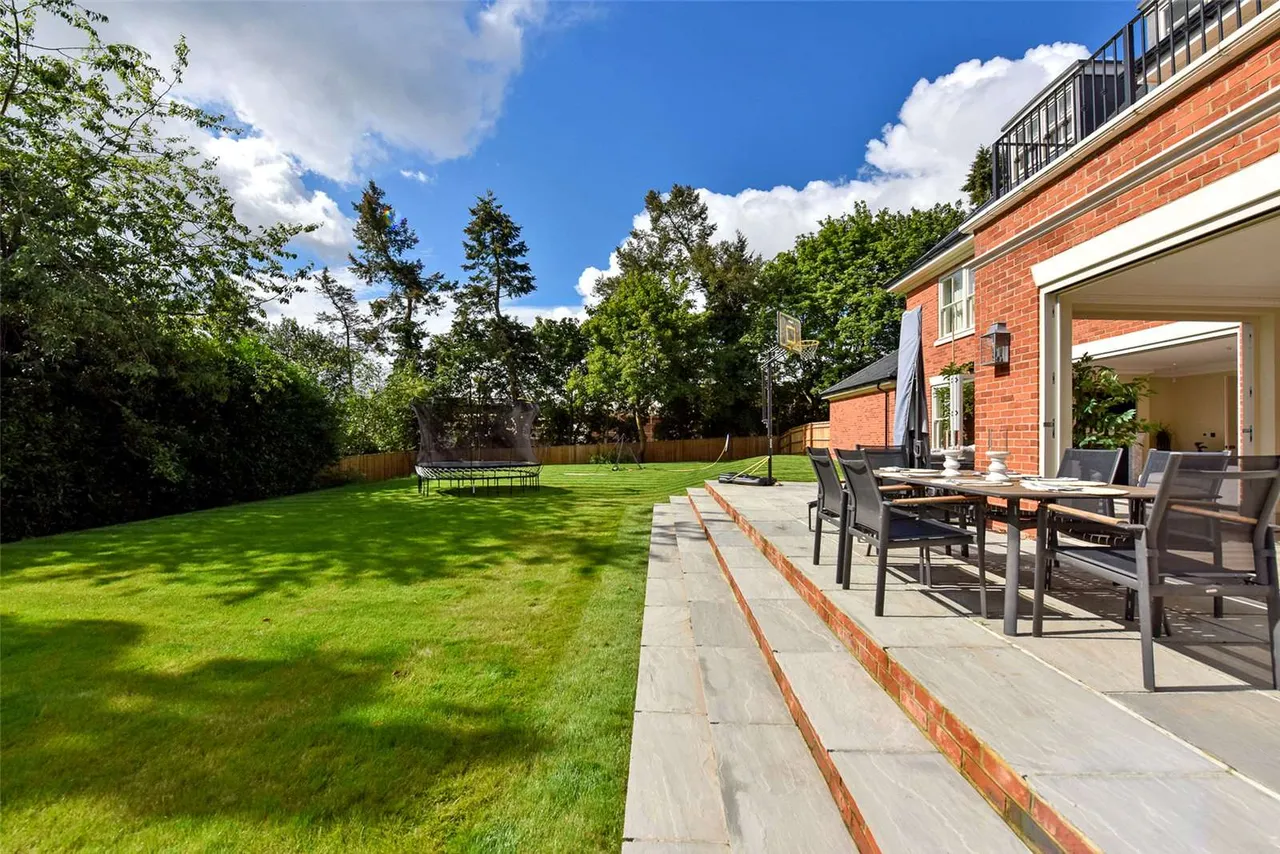 Reading Road, Shiplake, RG9, photo 18