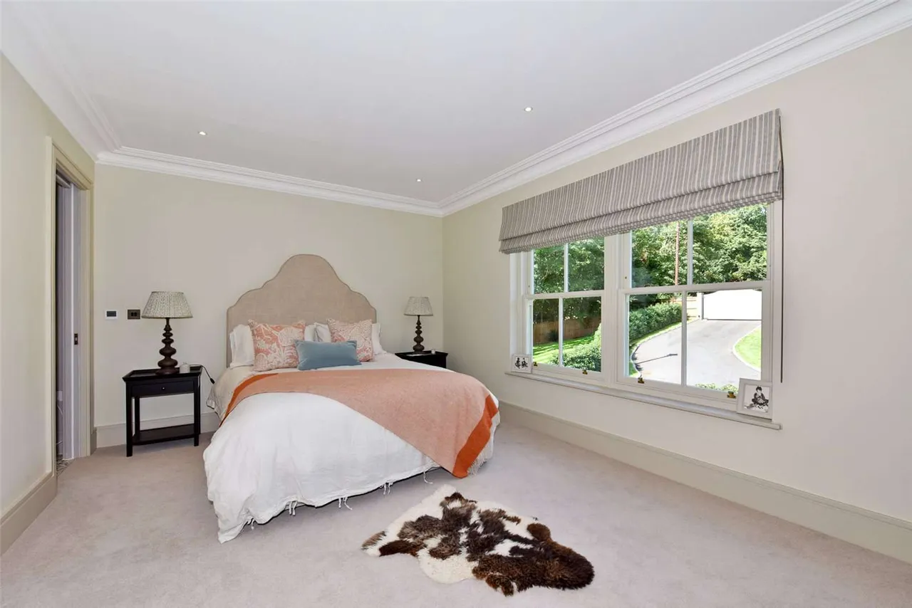 Reading Road, Shiplake, RG9, photo 13