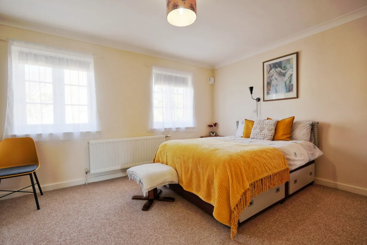 Hogsden Leys, St Neots, photo 9