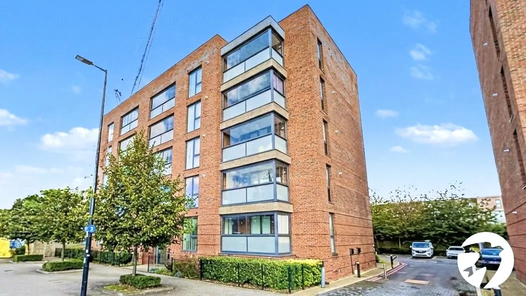 2 bed 2 bedroom property for sale, Corporation Street, Rochester, ME1