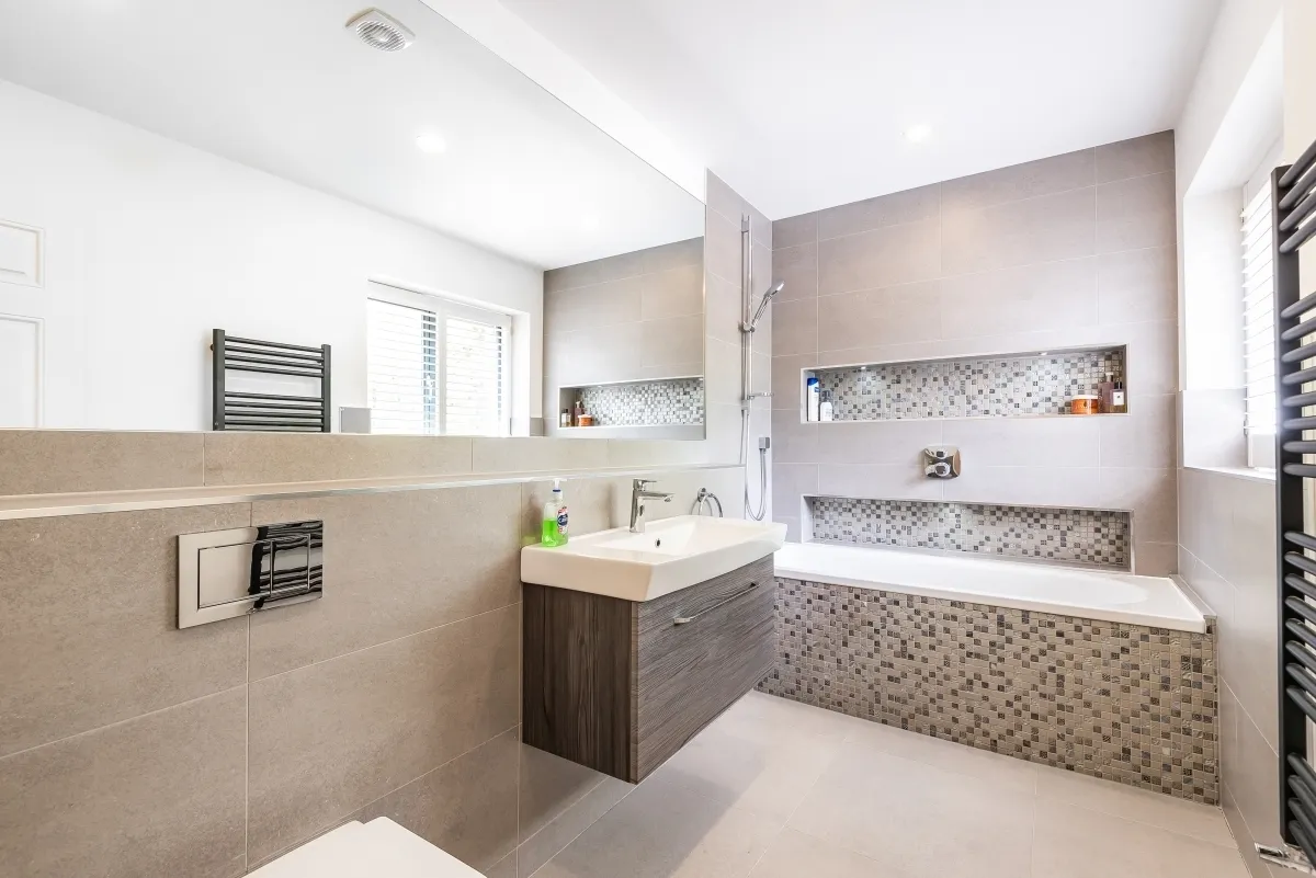 Littleheath Lane Cobham KT11, photo 8