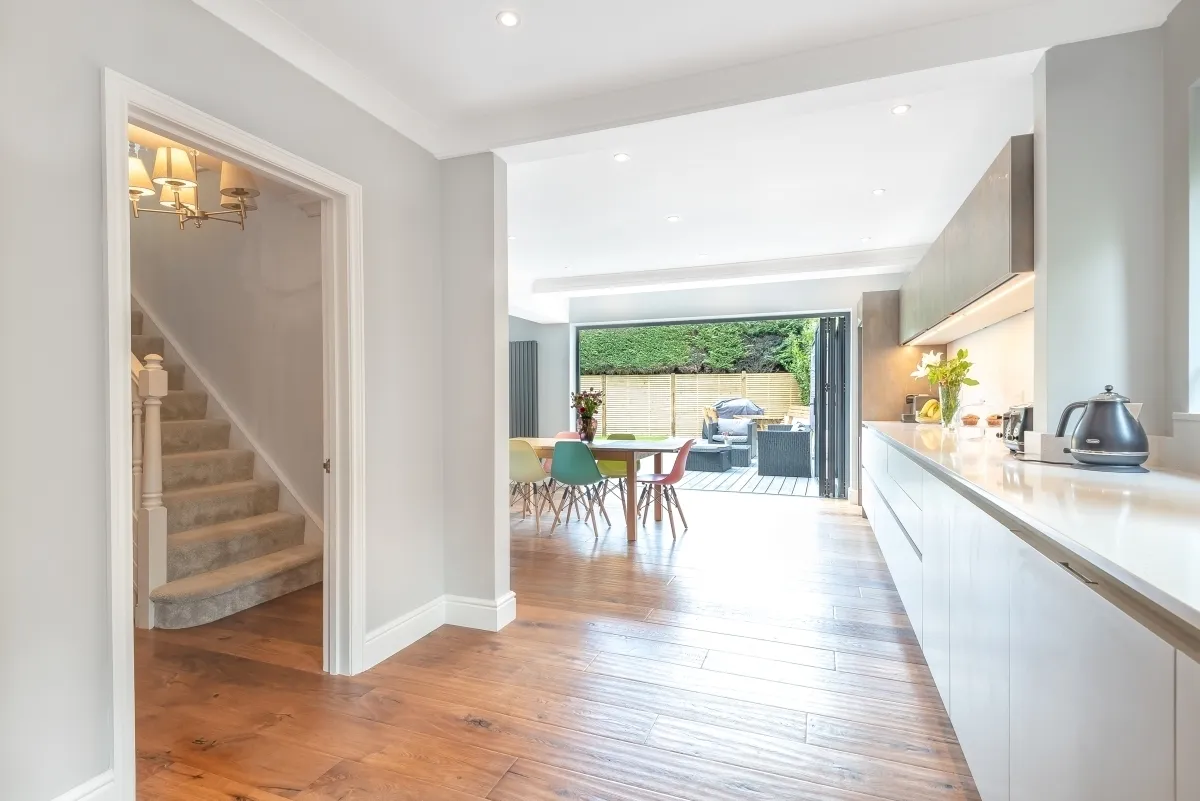 Littleheath Lane Cobham KT11, photo 12