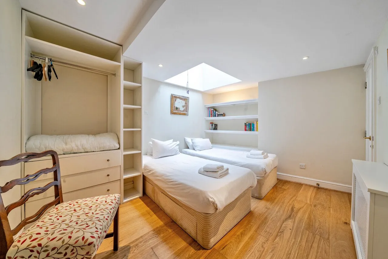 Merton Road, Putney, London, SW18, photo 9