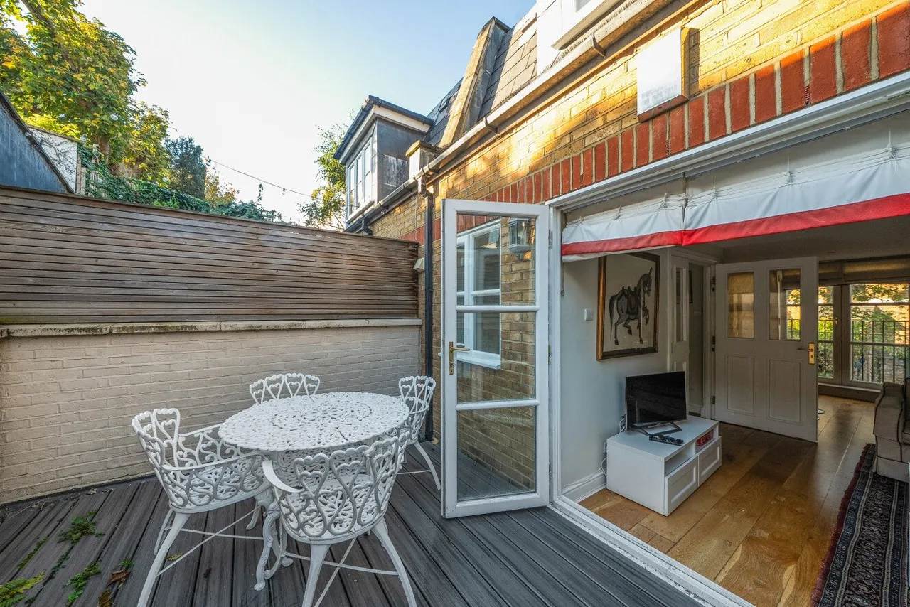 Merton Road, Putney, London, SW18, photo 3
