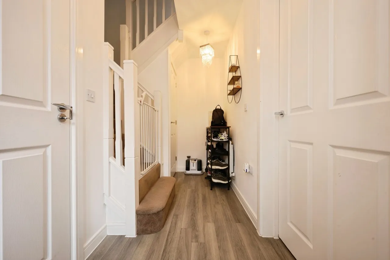 Megginson Way, Shortstown, Bedford, Bedfordshire, MK42, photo 4