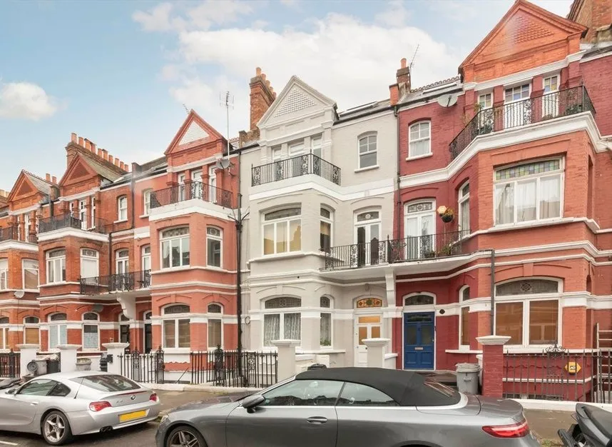 flat to rent, Castletown Road, West Kensington, W14