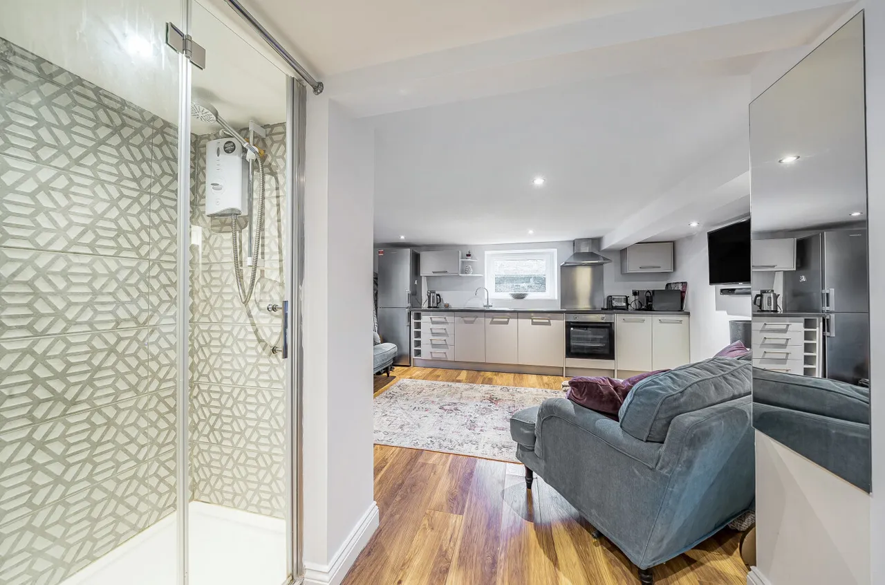 Nydd Vale Terrace, Harrogate, HG1, photo 7