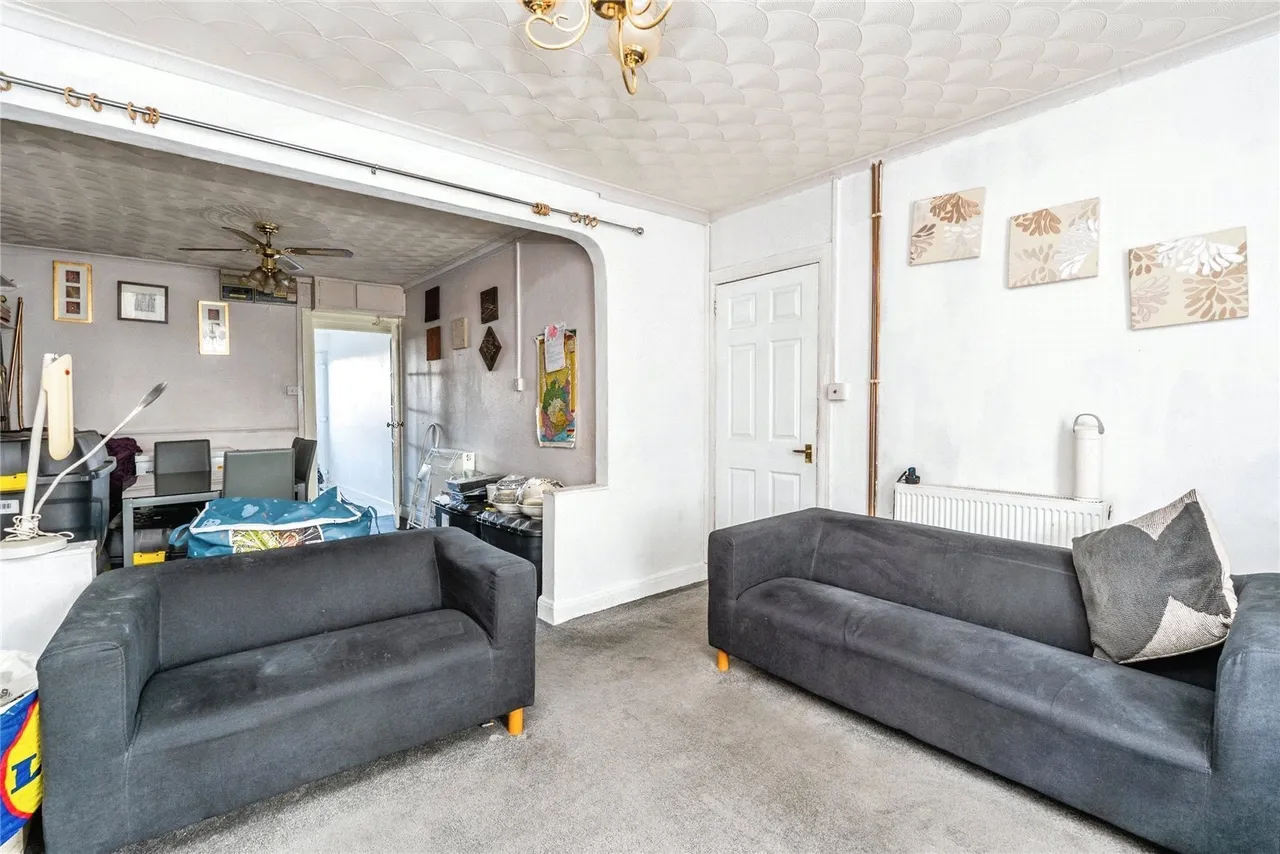 Junction Road, Totton, SO40, photo 3