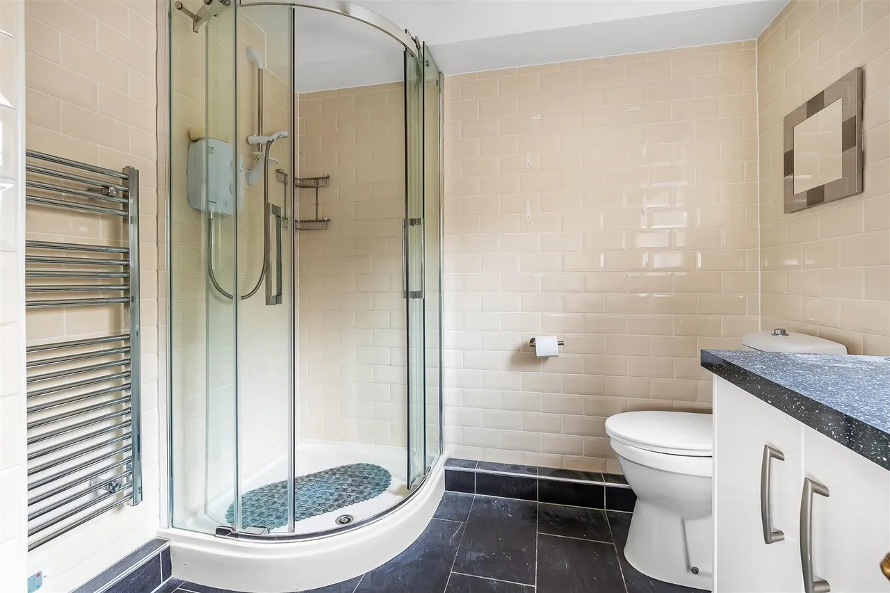 Ashley Road, Epsom, KT18, photo 10