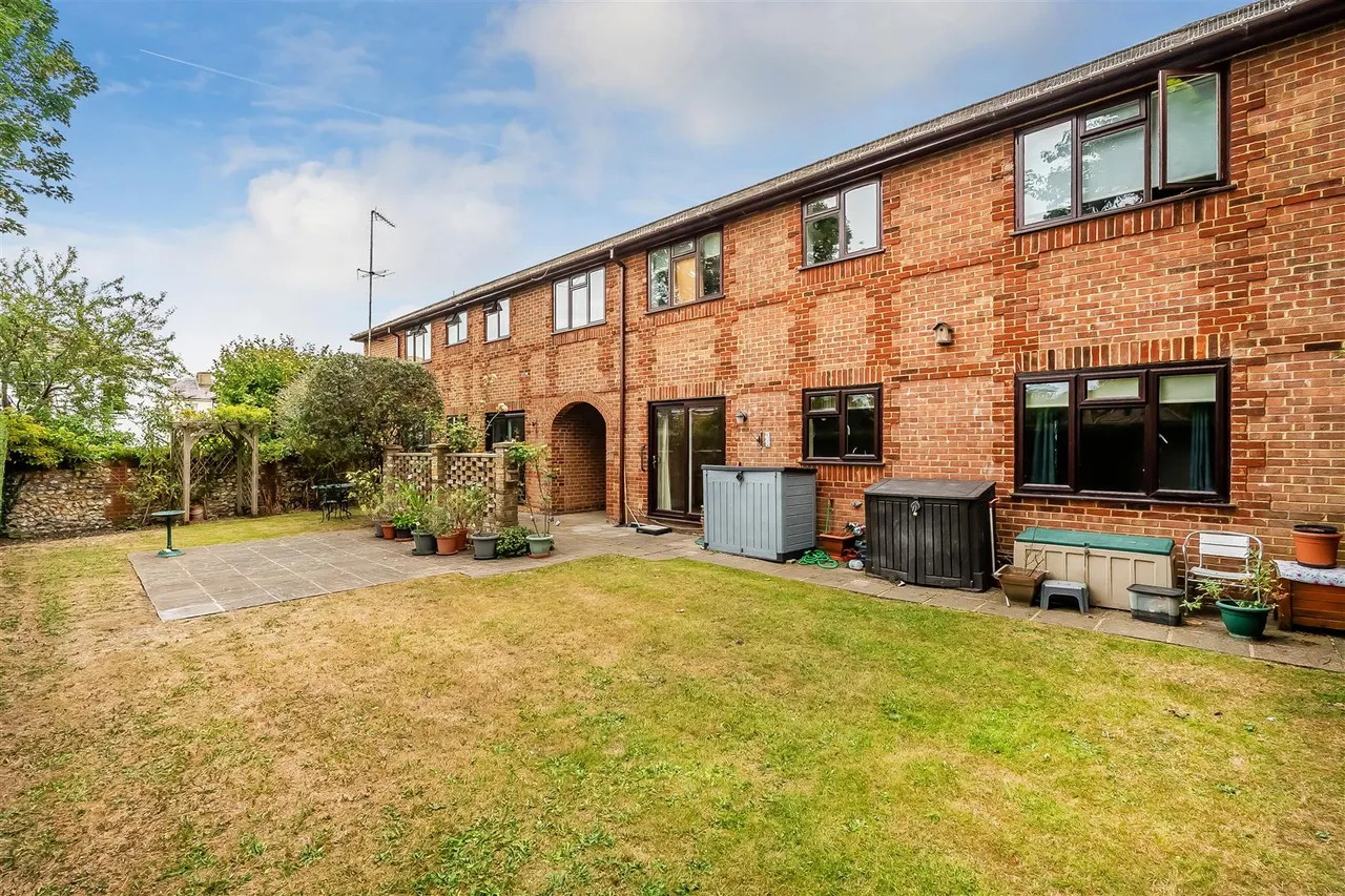 Ashley Road, Epsom, KT18, photo 14