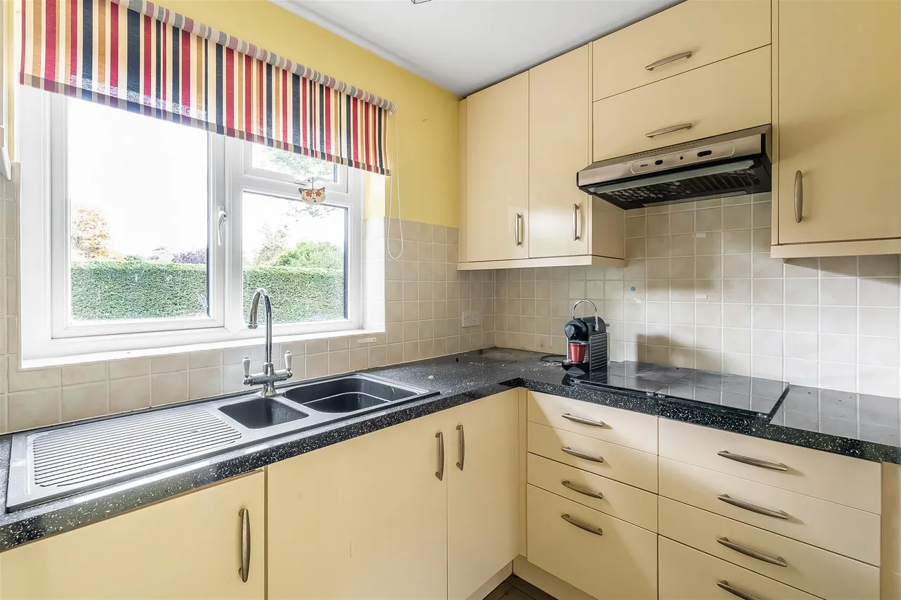 Ashley Road, Epsom, KT18, photo 4