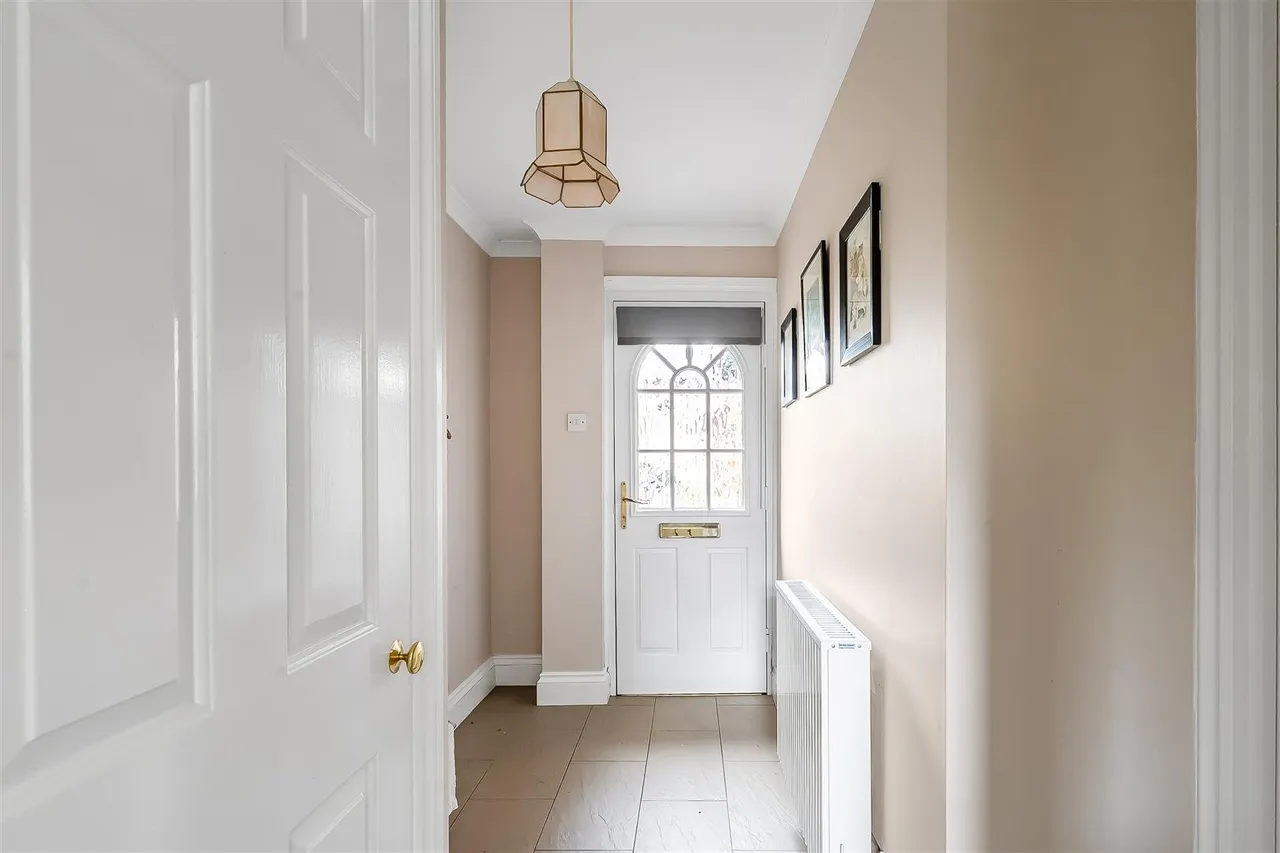 Ashley Road, Epsom, KT18, photo 7