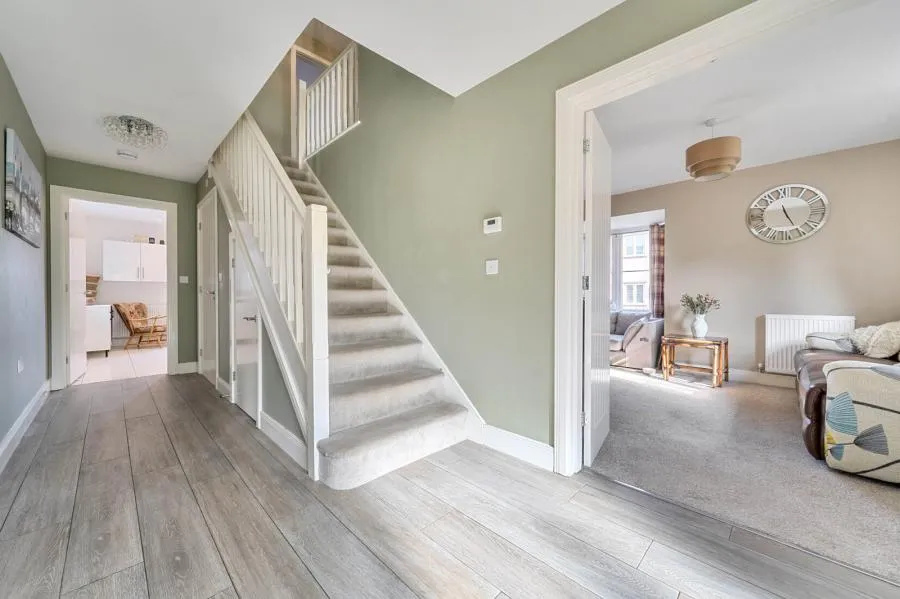 White Clover Drive, Basingstoke, RG23, photo 7