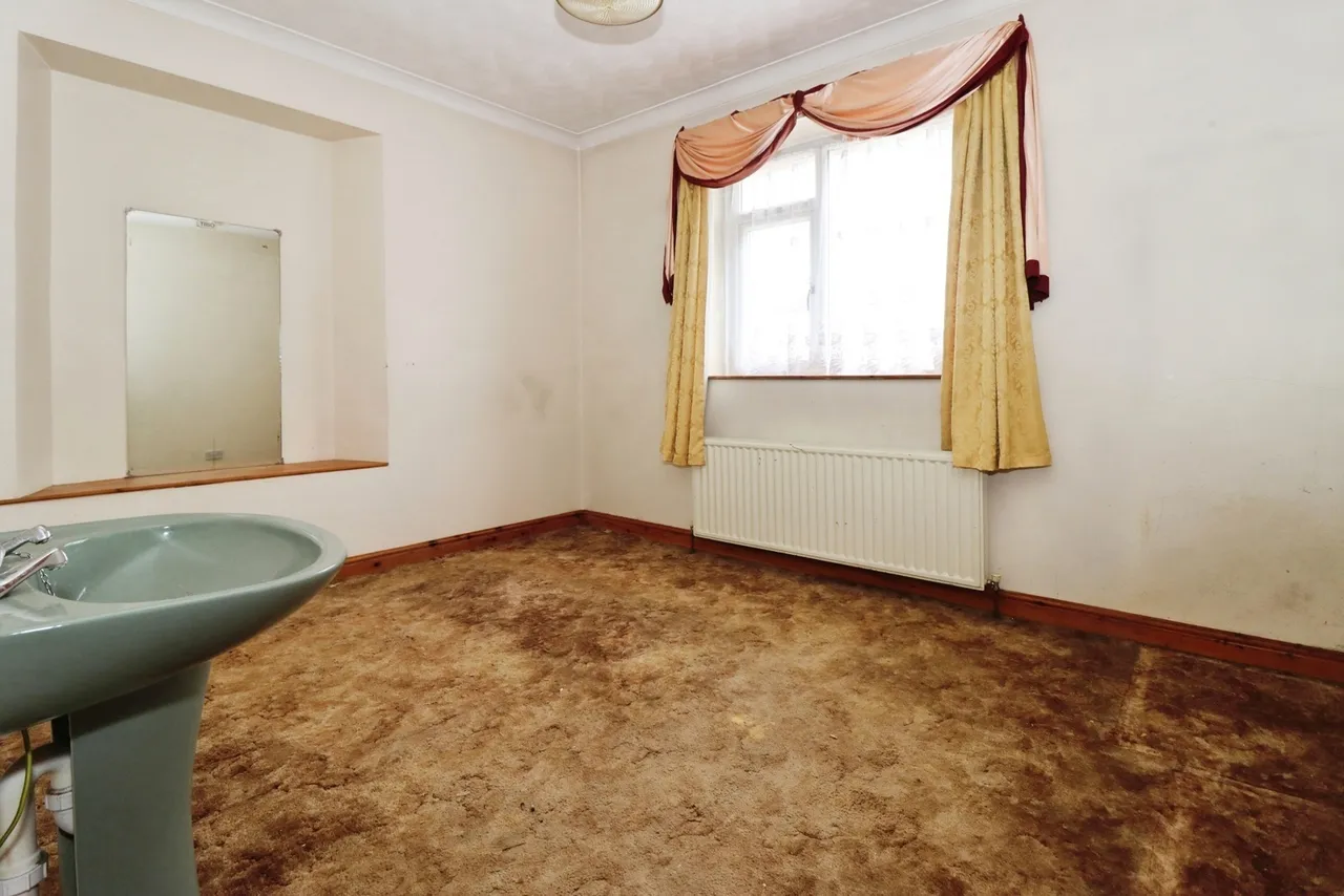 Downend Road, BRISTOL, Avon, BS16, photo 8