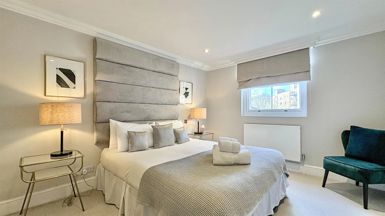 Lexham Gardens, London, W8, photo 13