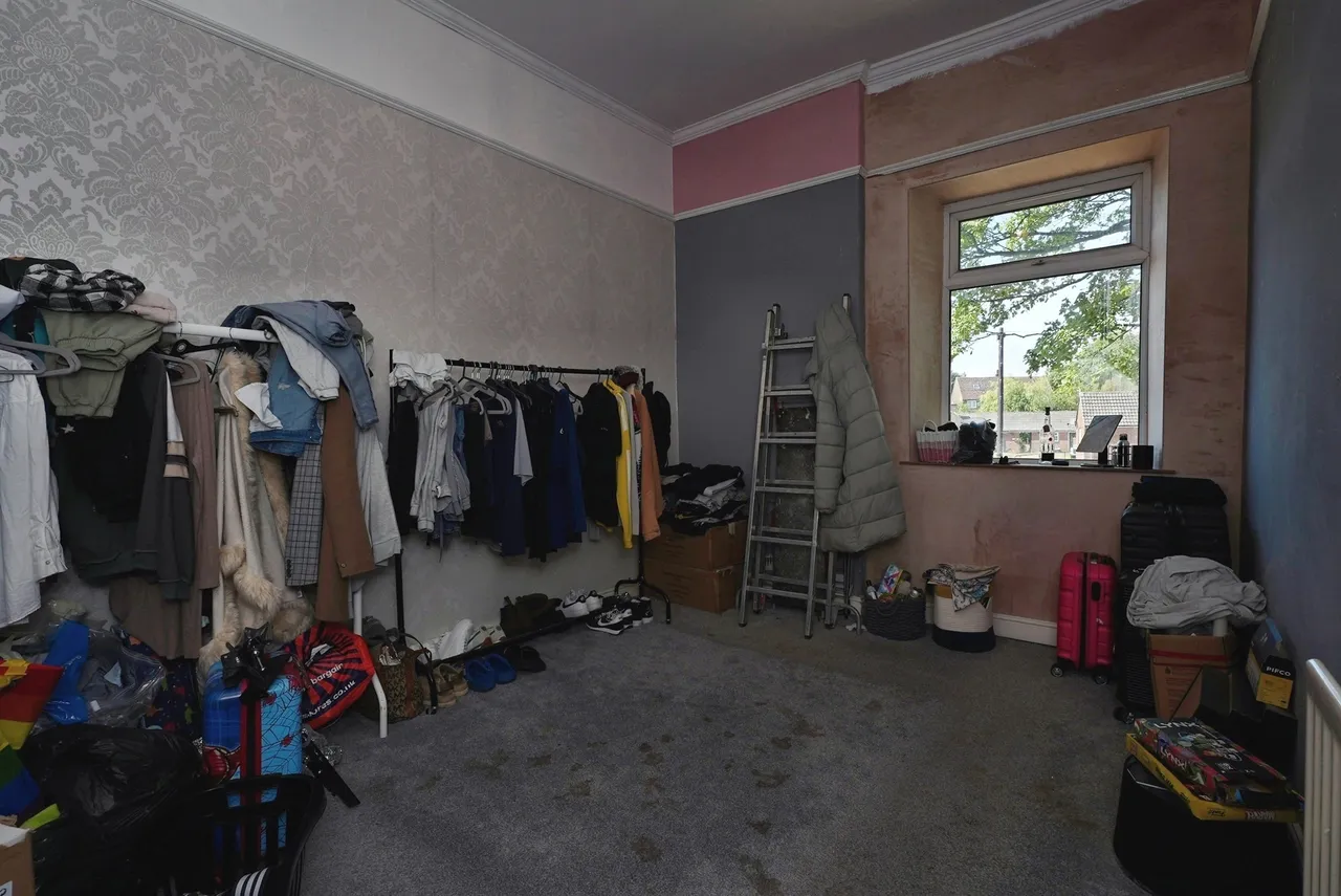 Keighley Road, Halifax, photo 12