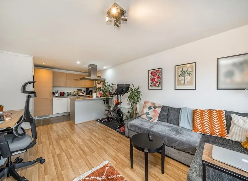 Merchant Street, Mile End, E3, photo 3