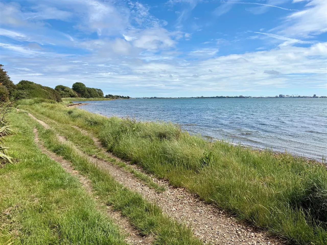 Pewit View, Portchester, photo 6