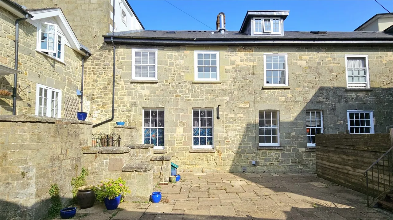 Lyons Walk, Shaftesbury, Dorset, SP7 8JF, photo 5