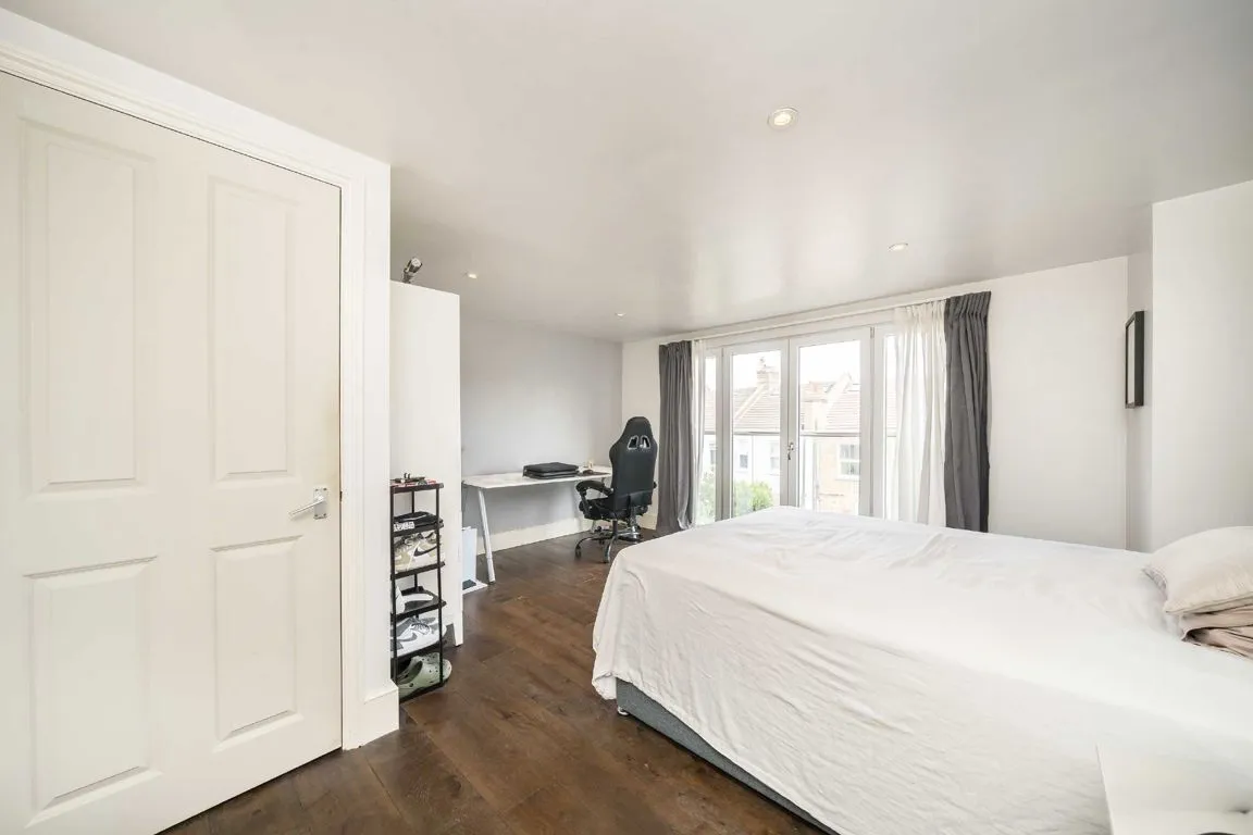 Eswyn Road, SW17, photo 7