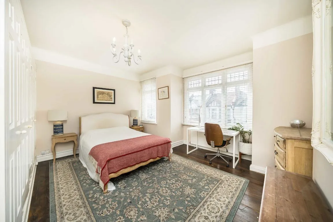 Eswyn Road, SW17, photo 4