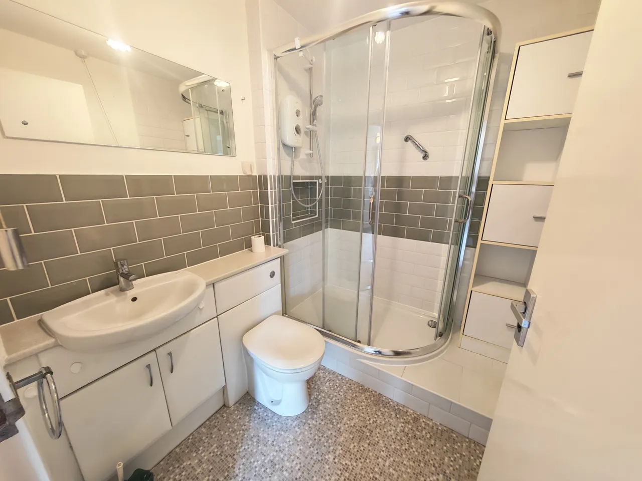 Eskdale Avenue, Northolt, UB5, photo 7