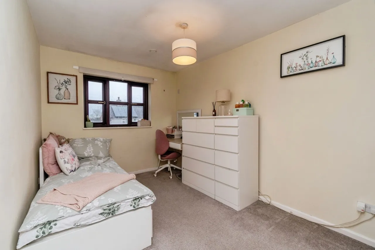 Woodford End, Chadsmoor, Cannock, Staffordshire, WS11, photo 9