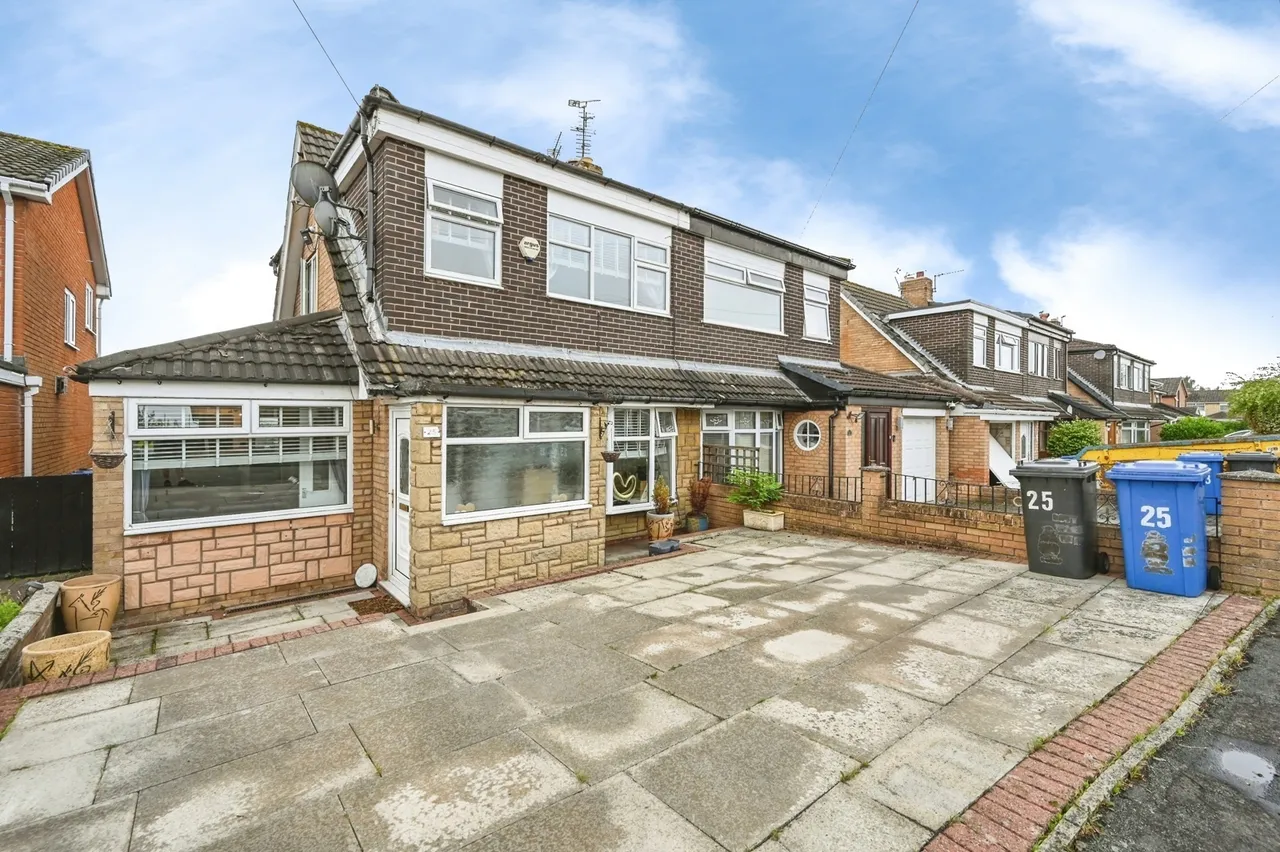 3 bed house for sale — Wednesbury Drive, Great Sankey, Warrington, Cheshire, WA5
