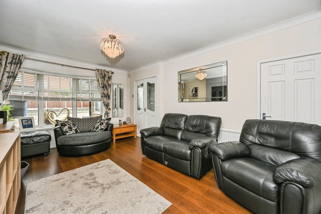 Wednesbury Drive, Great Sankey, Warrington, Cheshire, WA5, photo 2