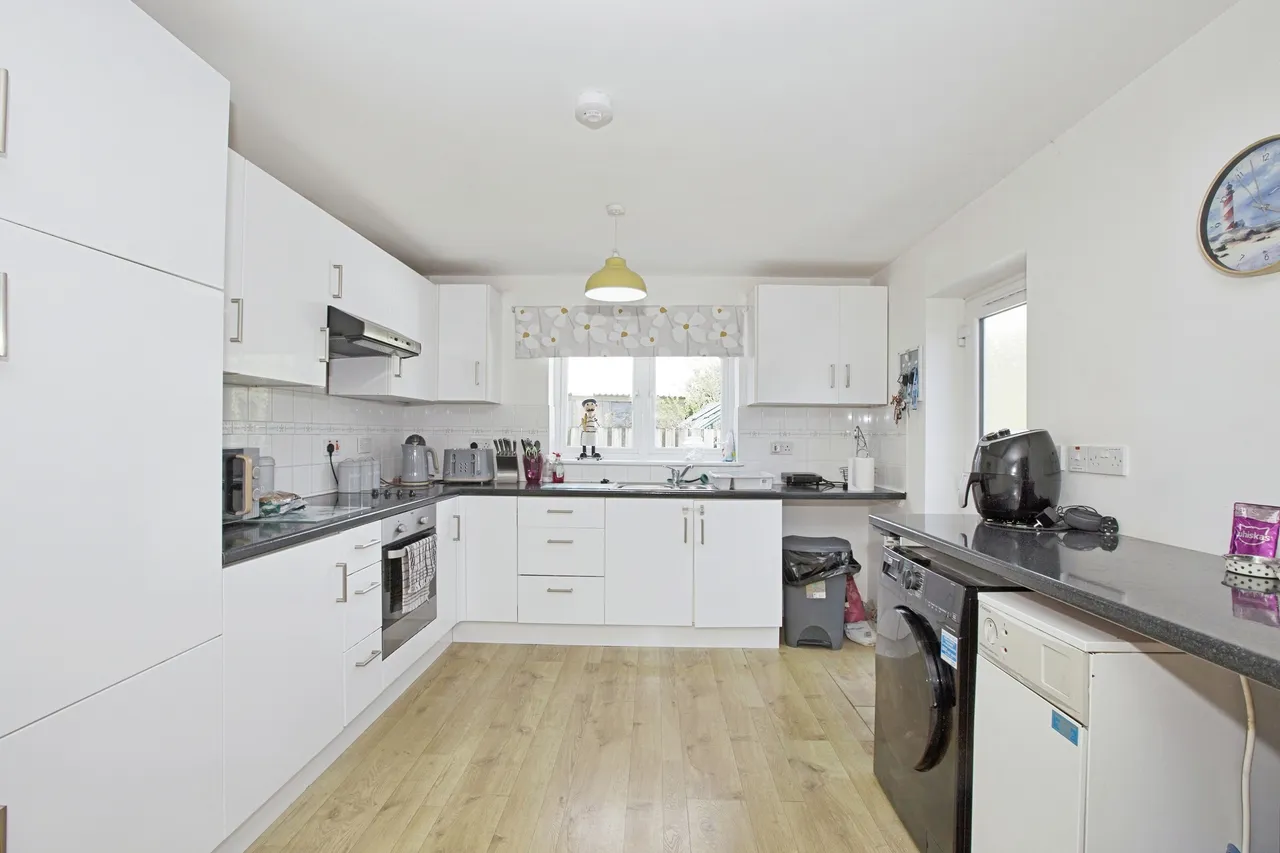 Station Road, Pool, TR15, photo 3