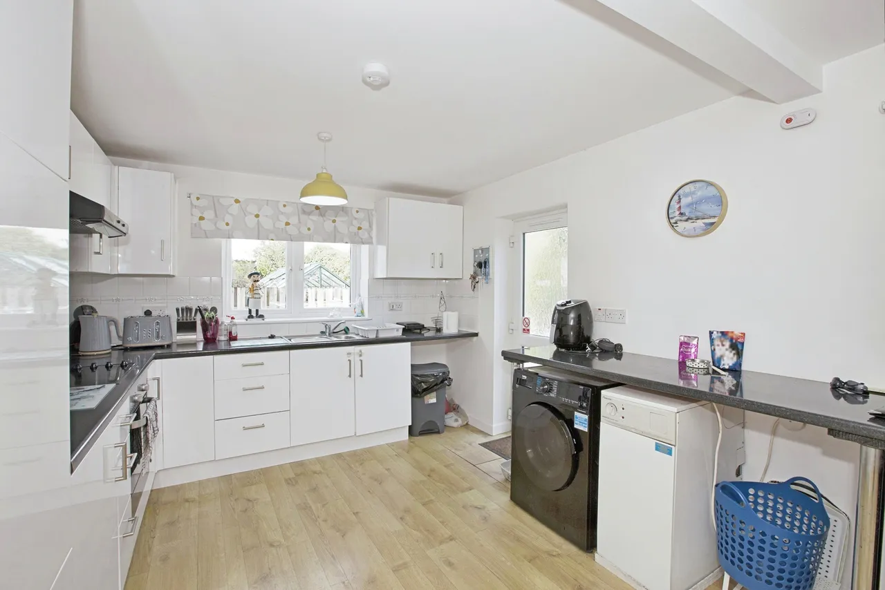 Station Road, Pool, TR15, photo 6