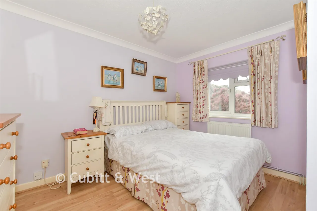 Dinsdale Gardens, Rustington, BN16, photo 10