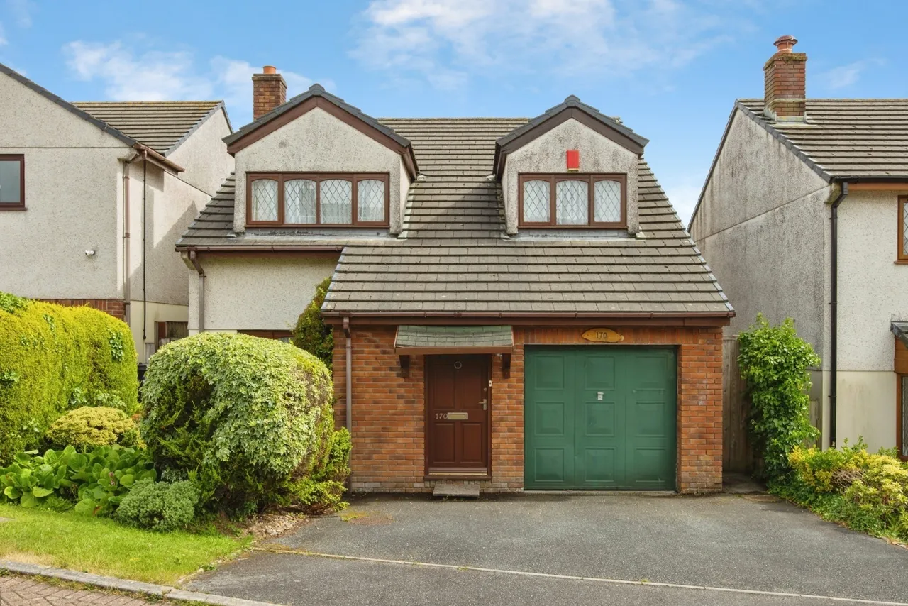 4 bed house for sale, Creakavose Park, St. Stephen, PL26