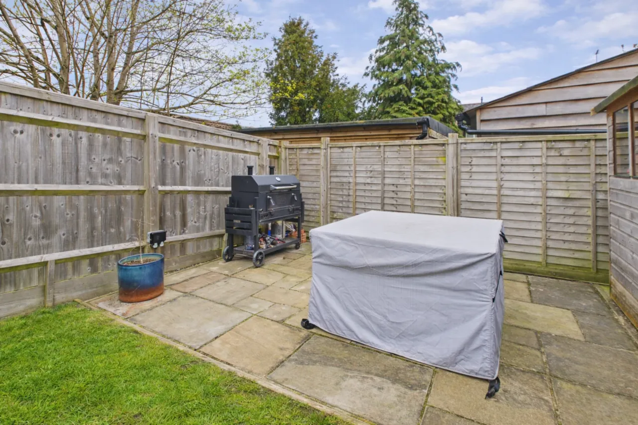 Ryder Close, Bovingdon Hemel Hempstead, HP3, photo 20