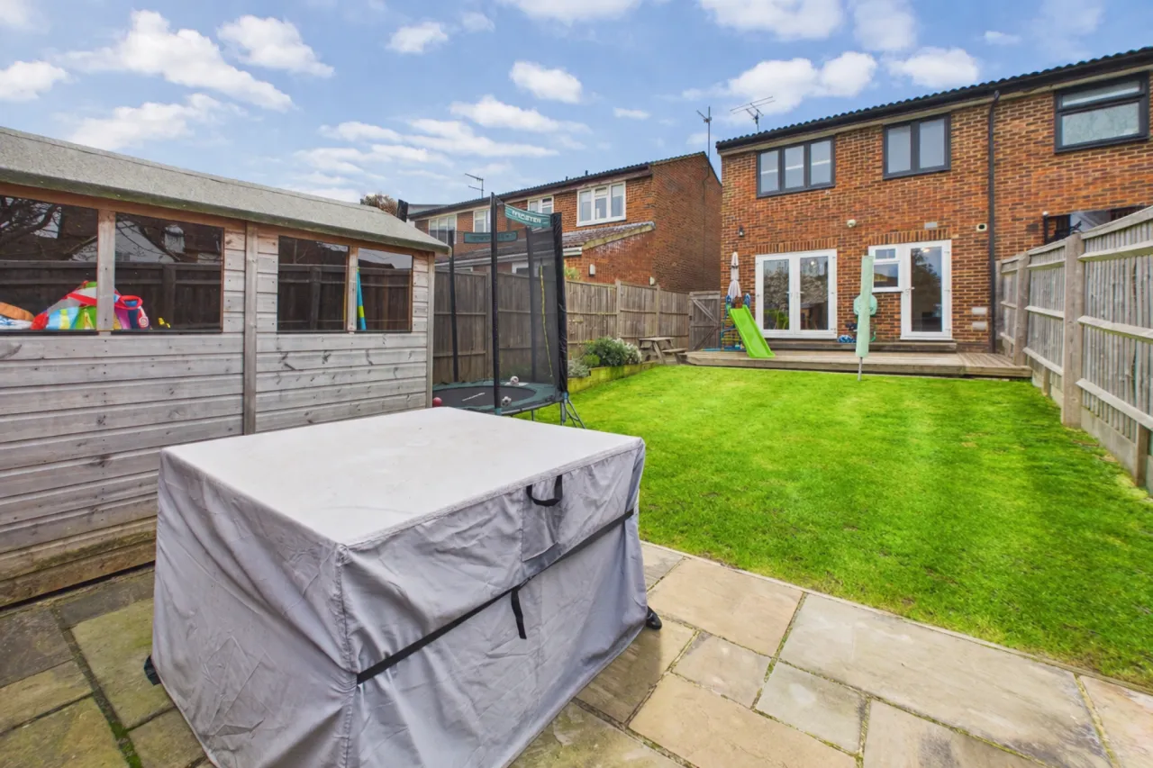 Ryder Close, Bovingdon Hemel Hempstead, HP3, photo 13