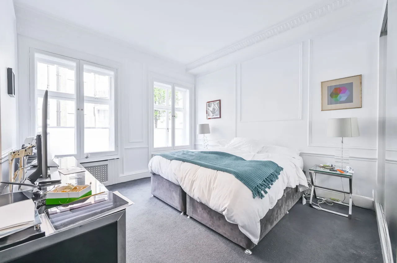 Flat 3, 2 Mansfield Street, London, photo 4