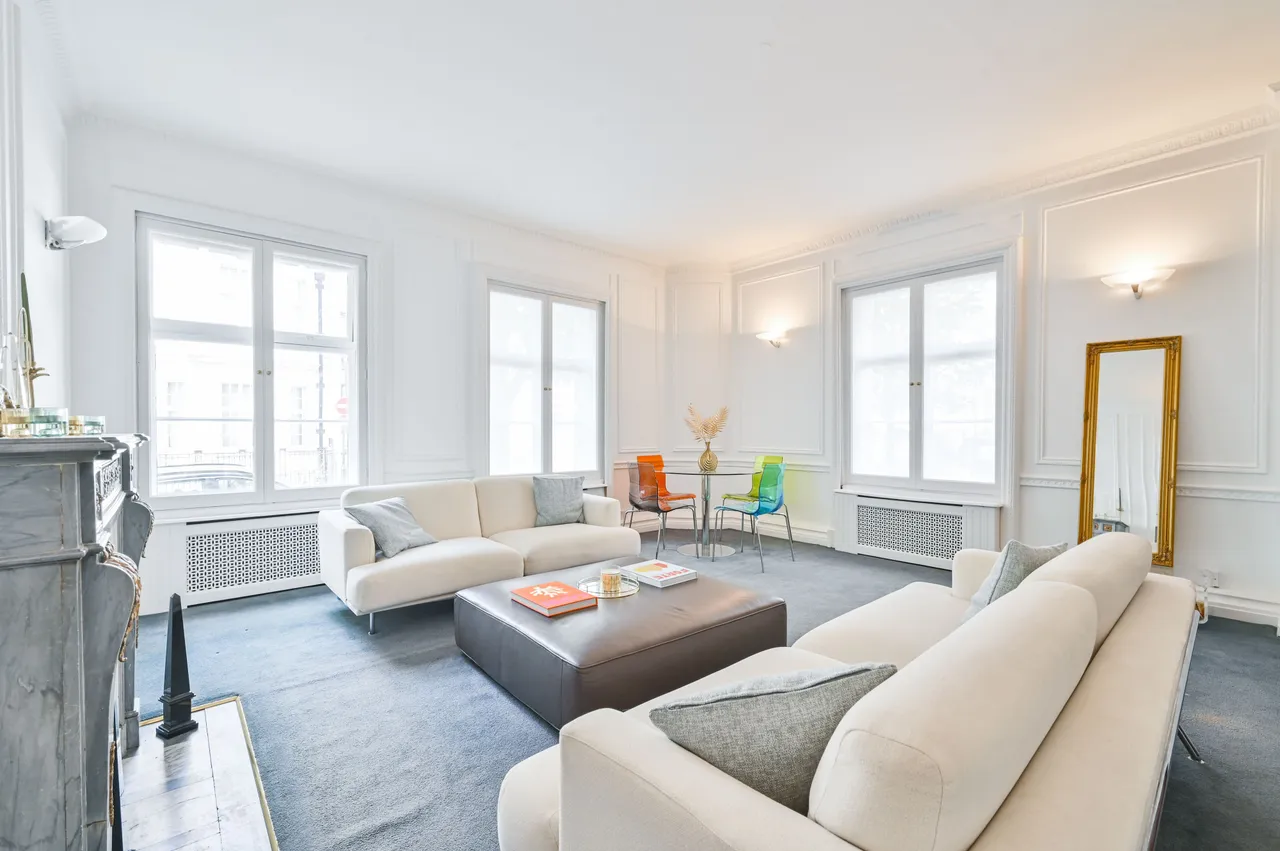 Flat 3, 2 Mansfield Street, London, photo 2