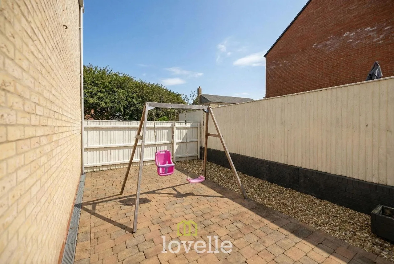 The Birches, Humberston, DN36, photo 48