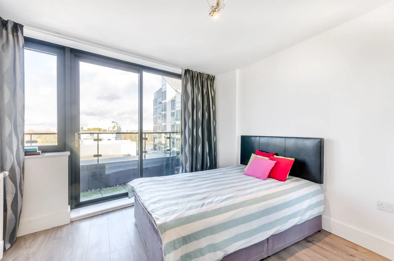 London, SW18, photo 6