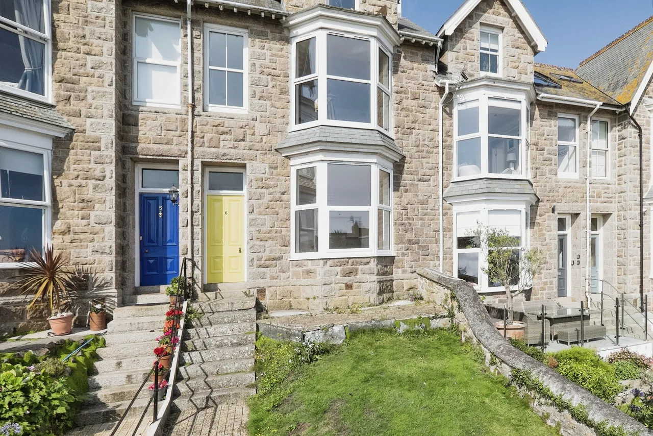 Pednolver Terrace, St. Ives, TR26, photo 13