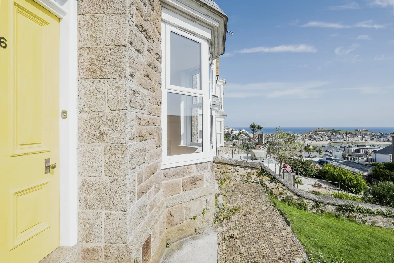 Pednolver Terrace, St. Ives, TR26, photo 9