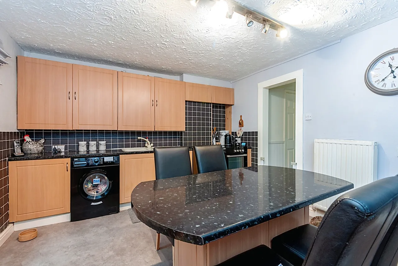 Langland Road, Netherfield, Milton Keynes, Buckinghamshire, MK6, photo 2