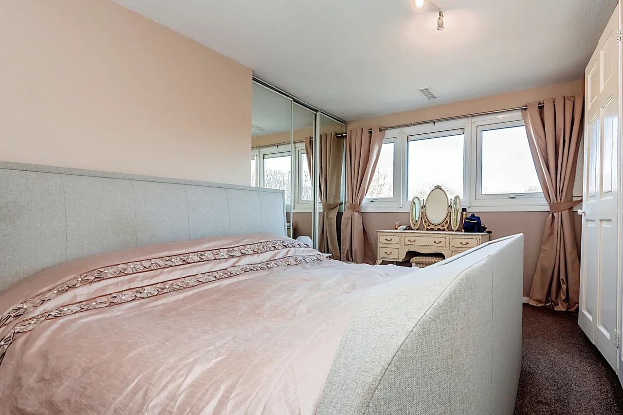 Langland Road, Netherfield, Milton Keynes, Buckinghamshire, MK6, photo 9