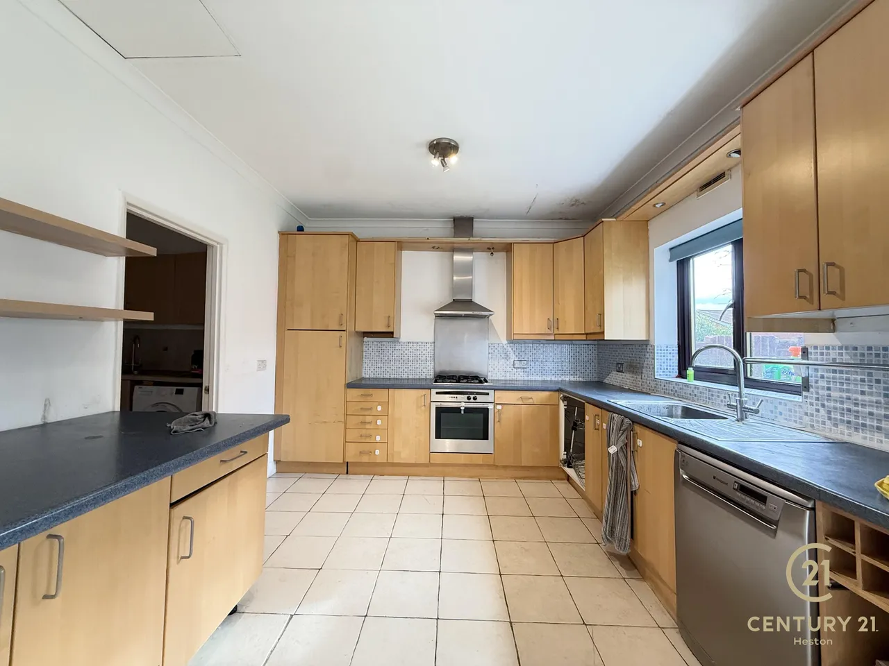 Crosslands Avenue, Southall, UB2, photo 7